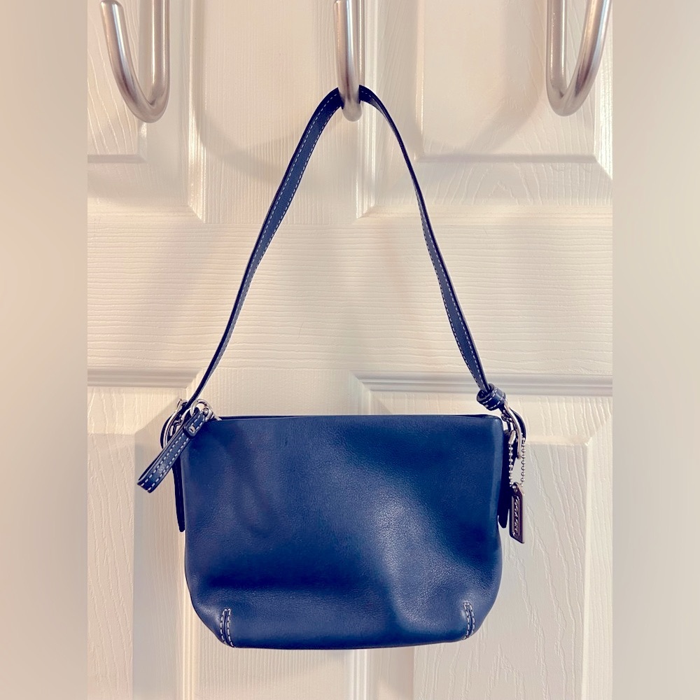 Coach Small Zip Top Blue Leather Bag w/white top stitch & Adjustable Handle